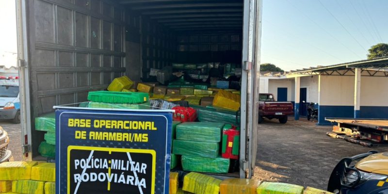 Caminhão baú estava lotado de maconha - Imagem -  Divulgação