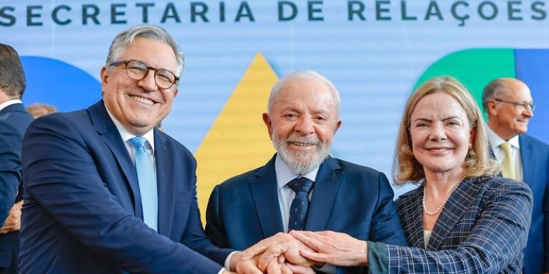 Os novos ministros assumem as pastas da Saúde e da Secretaria de Relações Institucionais - imagem - Ricardo Stuckert/PR