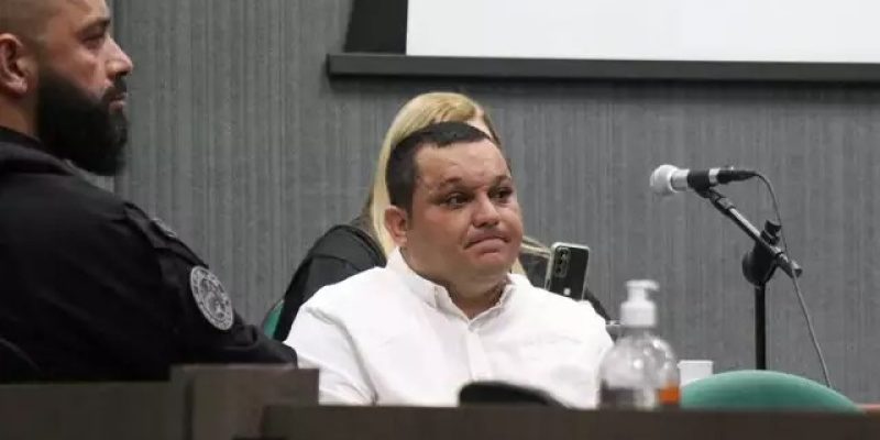 Vitor Hugo de Oliveira Afonso, o “Primo”, durante julgamento  - Foto: Henrique Kawaminami