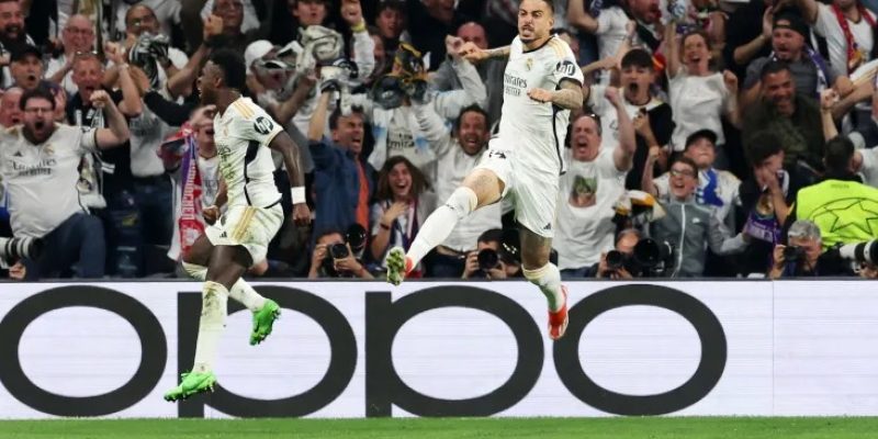 Joselu e Vinicius Jr. comemoram um dos gols da virada histórica do Real Madrid sobre o Bayern de Munique

Crédito: Alexander Hassenstein