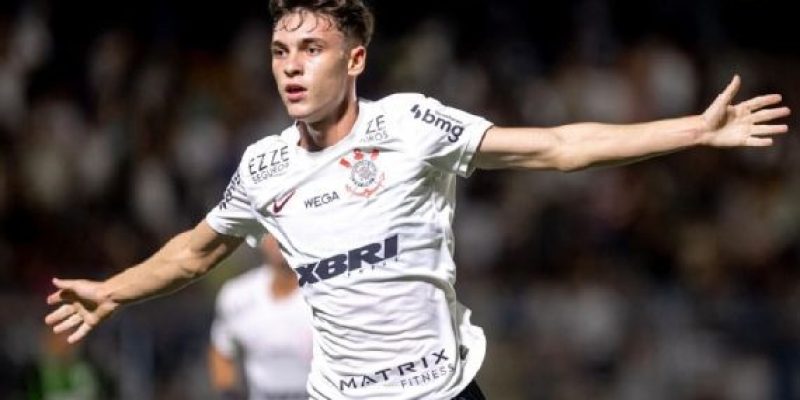 Bidon comemora gol do Corinthians na Copinha Leonardo Lima/ Agif/Gazeta Press