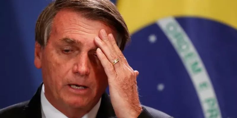 Ex-comandante do Exército diz que Bolsonaro apresentou hipóteses para golpe de Estado.
Foto: Reprodução/Reuters