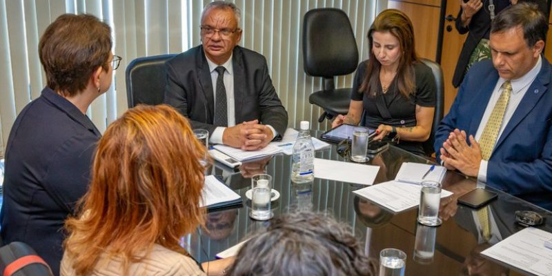 Katrina disse que os EUA tem também política de igualdade salarial entre homens e mulheres