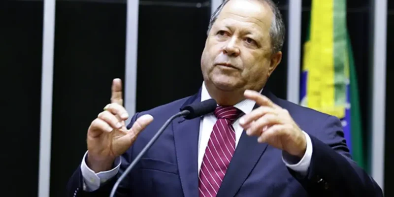 Marielle foi assassinada de forma brutal por esses grupos criminosos que atuam no Rio