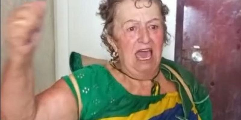 Maria de Fátima Mendonça Jacinto Souza, conhecida como "Fátima de Tubarão".