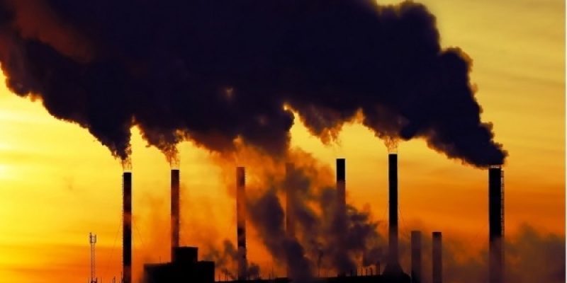Gás carbônico, metano e óxido nitroso são alguns dos gases responsáveis pelo efeito estufa / Crédito: greenclick.com.br