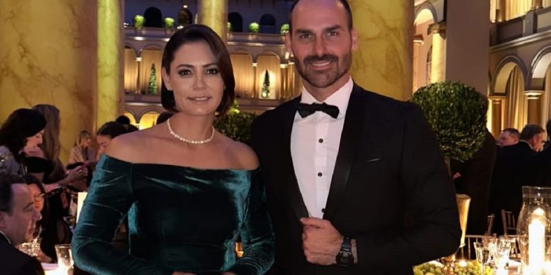 Michelle e Eduardo estiveram no jantar de Donald Trump no National Building Museum, em Washington
Foto: Reprodução/Instagram