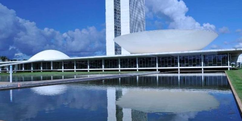 Proposta autoriza contramedidas de reciprocidade em caso de tarifas a produtos brasileiros por outros países