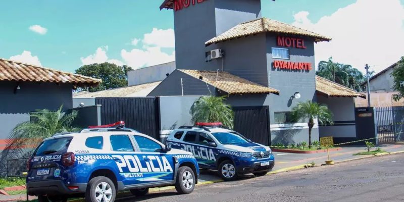 achada do motel na Avenida Tiradentes, onde o corpo foi encontrado (Foto: Juliano Almeida)