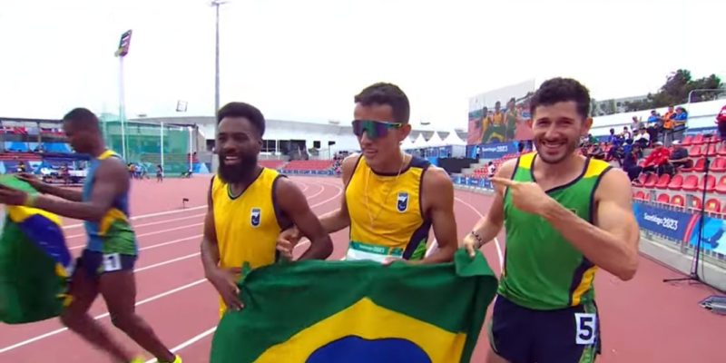 Nesta terça-feira (21/11), o atleta venceu a final dos 5.000 metros da classe T11 (deficiência visual), com o tempo de 15’03”09