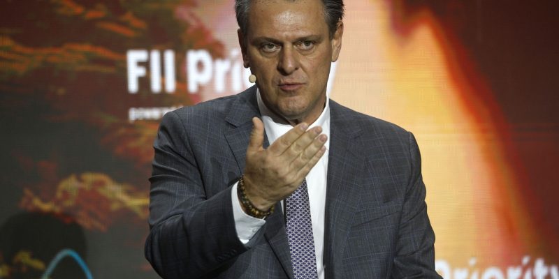 Distanciamento entre governo e setor agrícola paira nos corredores do evento
