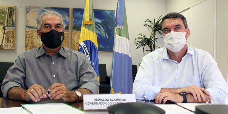 O secretário estadual de Infraestrutura, Eduardo Riedel, acompanhou a reunião - Fotos: Chico Ribeiro