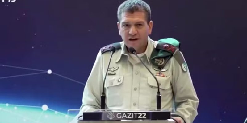 O general israelense Aharon Haliva, que renunciou ao posto de diretor de Inteligência Militar — Foto: Reprodução/Reuters