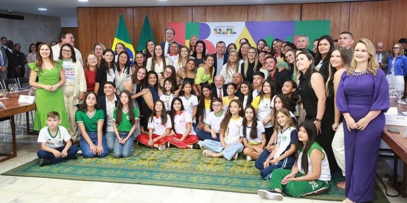 Governo Federal reúne as 21 escolas que se destacaram no Ideb