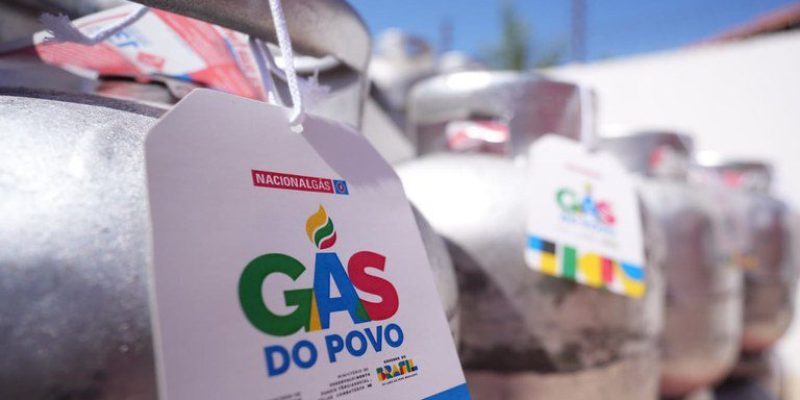 O Gás do Povo beneficia milhares de famílias brasileiras, a maioria chefiada por mulheres