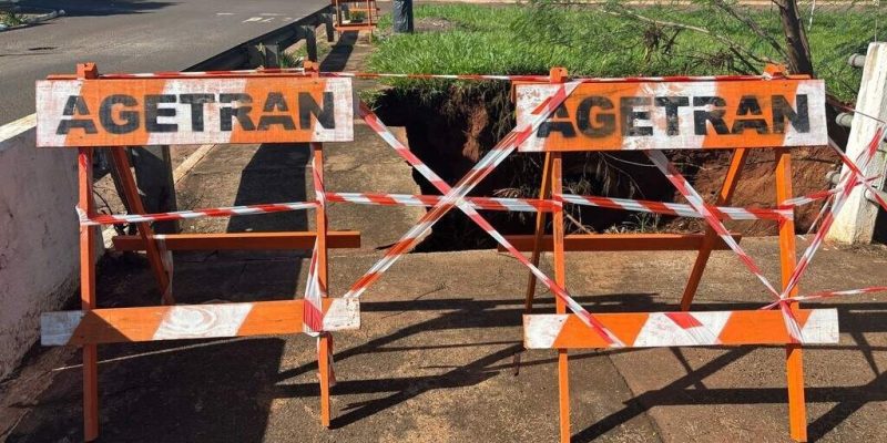 Agetran já sinalizou o local para que não aconteça acidente com pedestres (Foto: Bruna Marques)