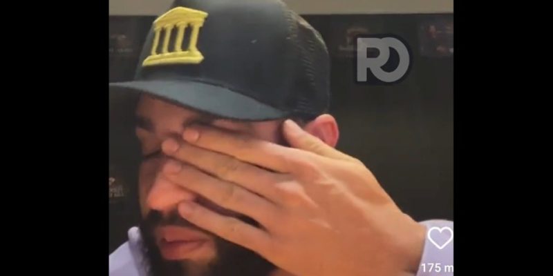 Gusttavo Lima chorando
