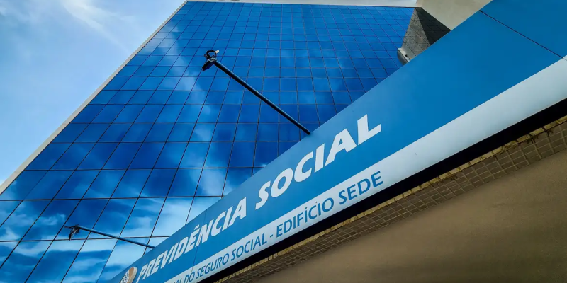 INSS (Foto: Rafa Neddermeyer/Agência Brasil)