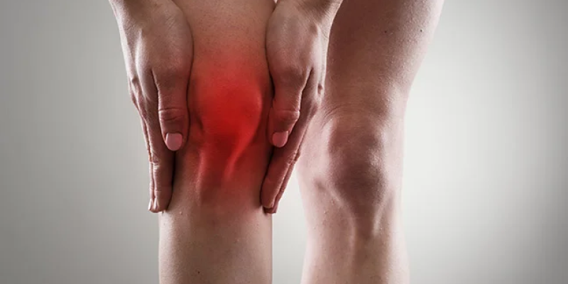 A osteoartrite ou artrose de joelho é uma doença degenerativa que acomete os joelhos devido à sobrecarga