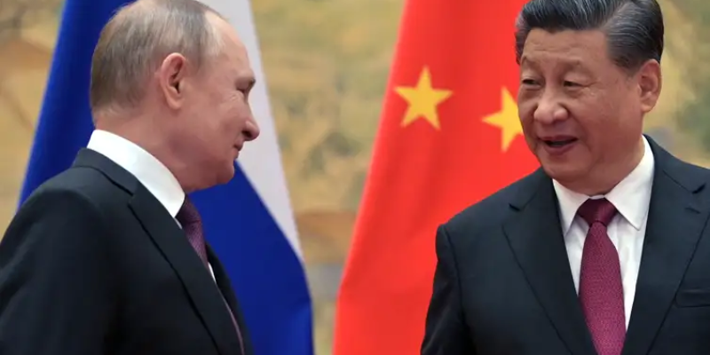 Putin e Xi se reúnem em Moscou 08/05/2025