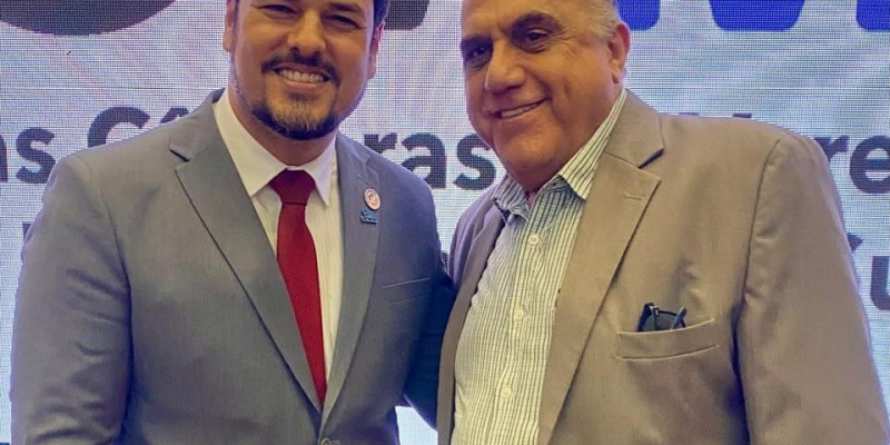 Vereador Dr. Jamal e Daniel Junior novo presidente da UCVMS - Imagem - Divulgação