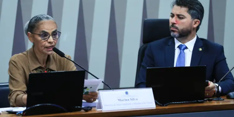 Ministra Marina Silva e Senador Marcos Valério (PL-RO) na Comissão de Infraestrutura Lula Marques