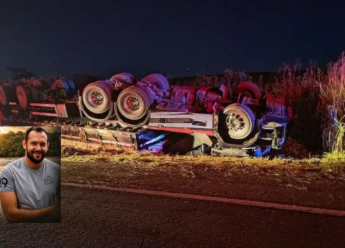 Caminhão ficou com as rodas para cima às margens da rodovia (Foto: Cenário MS)