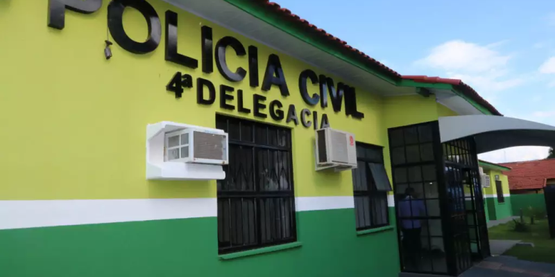 Faixada da 4ª Delegacia de Polícia nas Moreninhas (Foto: Divulgação)