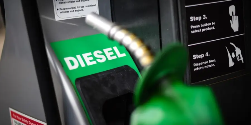 Disparada do petróleo eleva defasagem do diesel a 85%