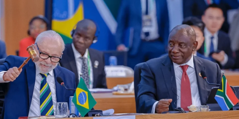 Pelas regras do bloco, os países convidados podem comentar os textos que os membros do G7 negociam