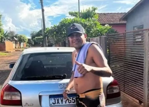 Claudinei foi atingido por seis disparos enquanto estava sentado no sofá (Foto: Reprodução)