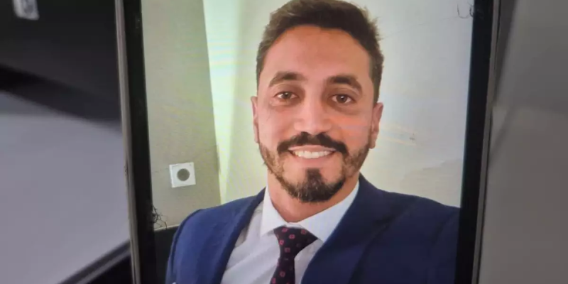 Augusto foi preso em flagrante e confessou desviar cargas apreendidas para vender (Foto: Reprodução | Facebook)