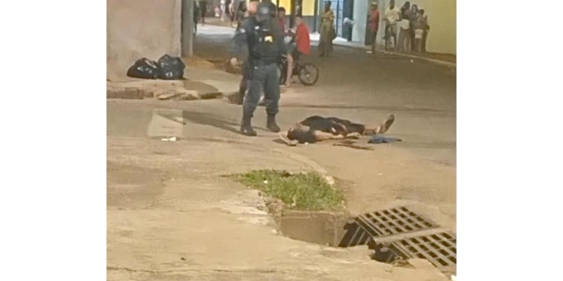 Rinaldo Brito, de 36 anos, foi morto a tiros. O crime ocorreu na Vila Nhanhá