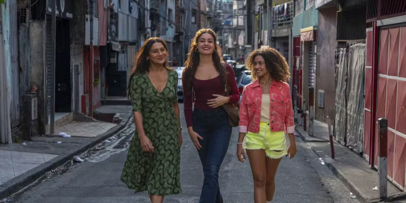 Sophie Charlotte, Dira Paes e Alana Cabral serão protagonistas de Três Graças — Foto: Globo/Estevam Avellar