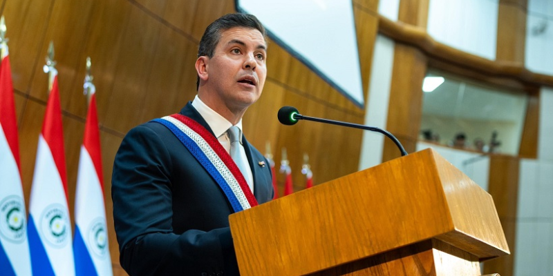 O futuro político de Santiago Peña permanece em aberto