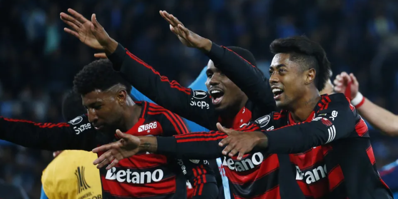 Mesmo com um jogador a menos, o Flamengo segurou o empate sem gols com o Racing na Argentina