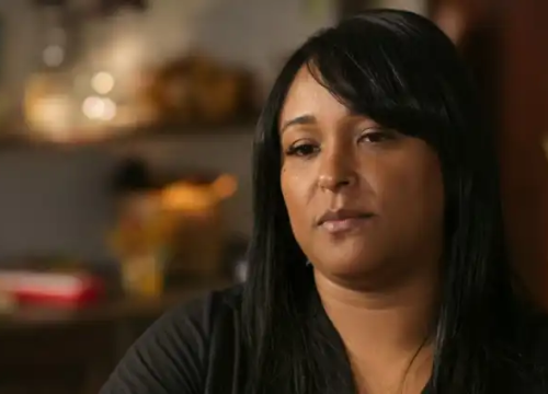 Dayanne no documentário "A Vítima Invisível: O Caso Eliza Samudio" - Imagem - Reprodução/Netflix