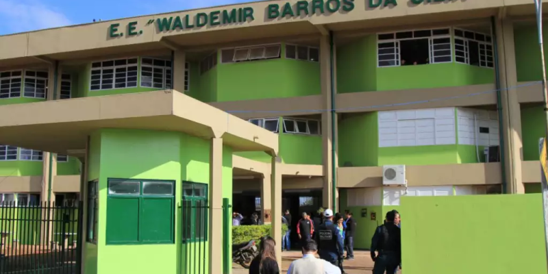 Escola Waldemir de Barros foi colocada como referência em escola integral (Foto: Marina Pacheco)