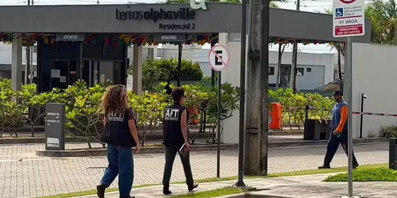 Agentes da Auditoria-Fiscal do Trabalho resgatam trabalhadora em condomínio de luxo
