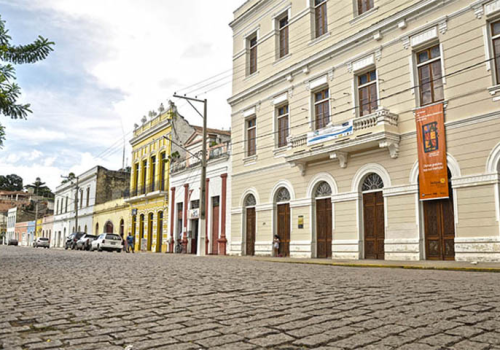 Casario do Porto de Corumbá, tomado como patrimônio histórico em 1993