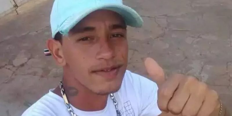 Maykom estava na frente de casa quando foi atingido pelos tiros (Foto: Reprodução | Redes Sociais)