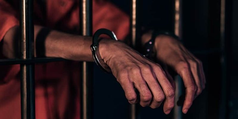 A mãe da vítima registrou boletim de ocorrência e na ocasião, revelou que também havia sido abusada pelo idoso na infância