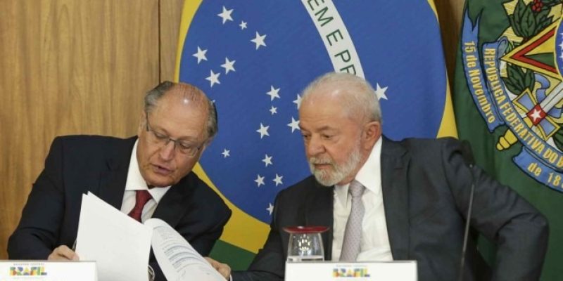Geraldo Alckmin com o presidente Lula - (crédito: Marcelo Camargo/Agência Brasil
