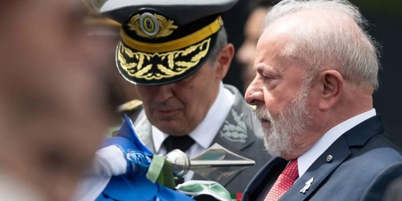 Pensão vitalícia para filhas solteiras de militares já foi extinta em 2001, mas a despesa com o benefício ainda é bilionária -  Imagem - Hugo Barreto