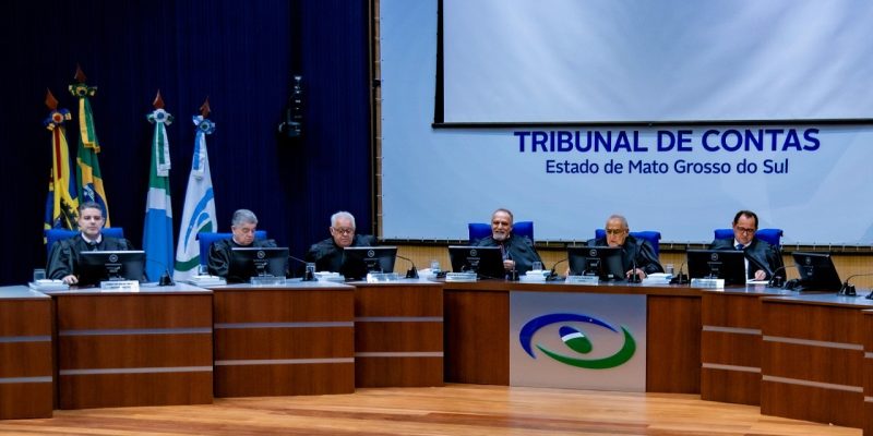 A sessão foi presidida pelo conselheiro Jerson Domingos - Imagem - Mary Vasques