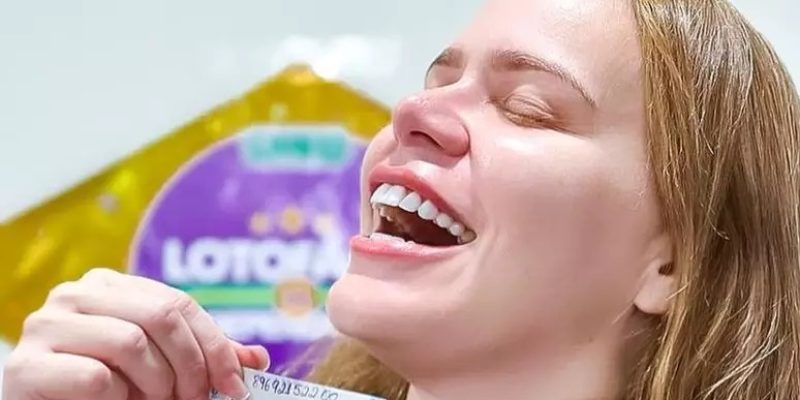 Ex-BBB Paulinha Leitte posta foto com bilhete premiado da Lotofácil Independência
Foto: instagram/@paulinhaleittee