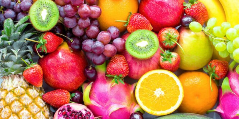 As frutas são opções leves e nutritivas para emagrecer com saúde