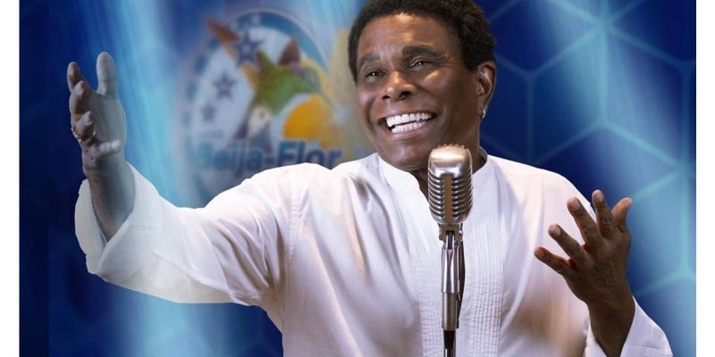 Neguinho da Beija-Flor, intérprete e símbolo da Beija-Flor de Nilópolis, anunciou sua despedida da Marquês de Sapucaí