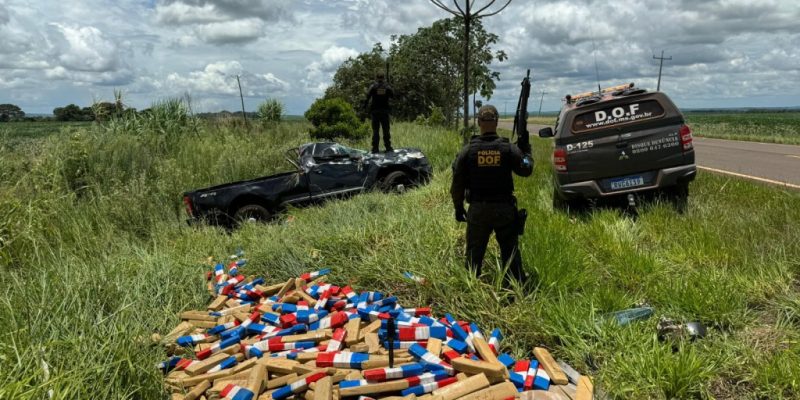 Droga que estava na caminhonete - Imagem - DOF/Divulgação