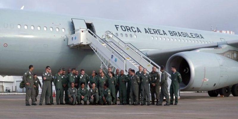 édicos, enfermeiros farão acolhimento de brasileiros que serão retirados da zona de conflito